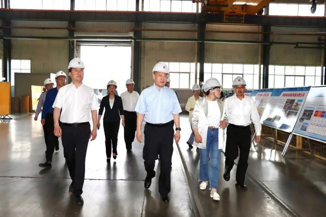 鄭州海關(guān)副關(guān)長(zhǎng)李兆明到明泰科技調(diào)研