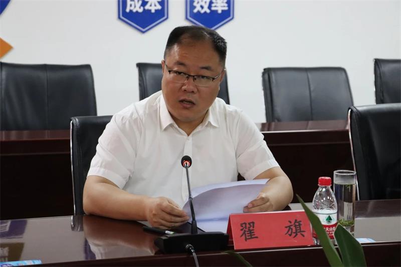 貴陽市政協(xié)副主席、清鎮(zhèn)市委書記付濤一行到明泰鋁業(yè)考察